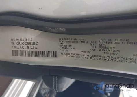 2022 Jeep Grand Cherokee Overland 4X4 z USA, uszkodzony, nr VIN 1C4RJHDG2N8633960